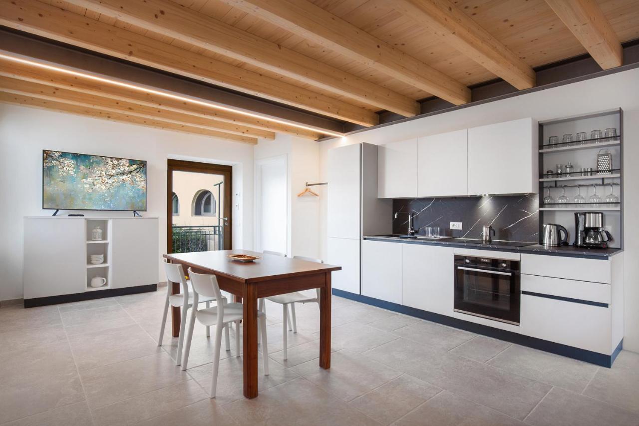 Casa Rosa Villa Brenzone sul Garda Luaran gambar